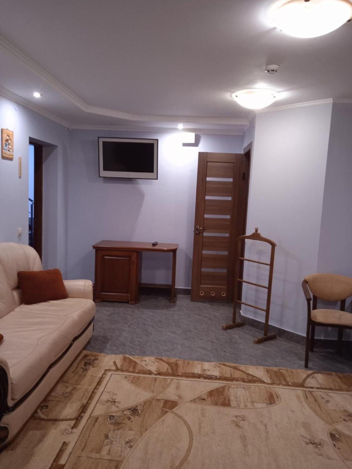 Red Stone Hotel Truskavets Luaran gambar