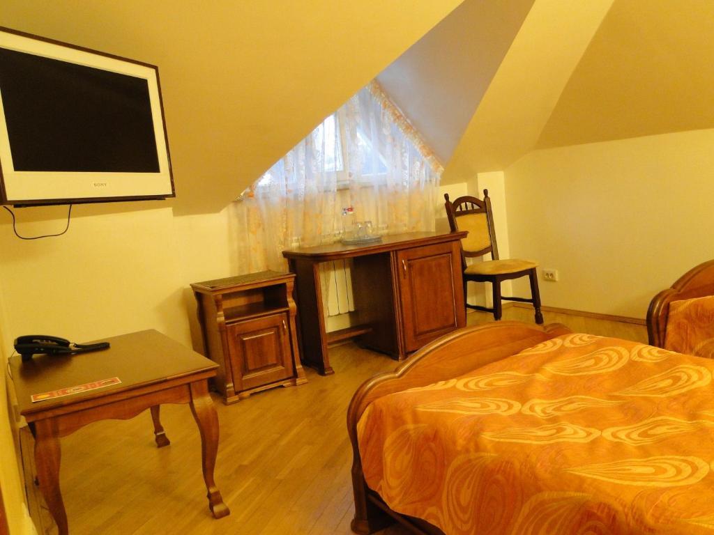 Red Stone Hotel Truskavets Bilik gambar