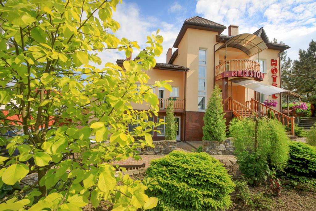 Red Stone Hotel Truskavets Luaran gambar