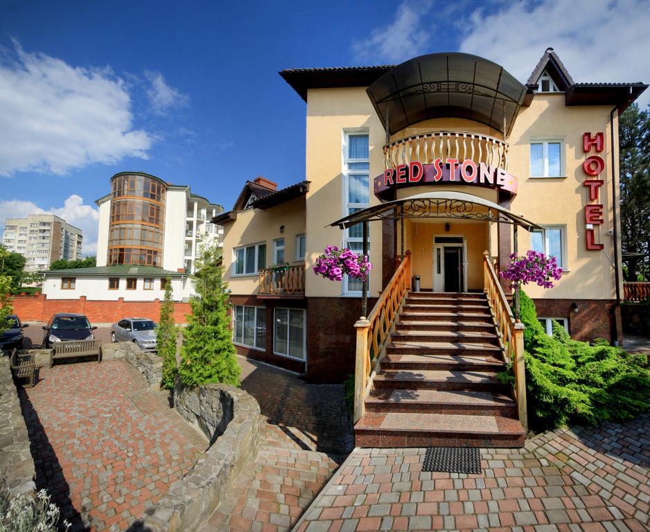 Red Stone Hotel Truskavets Luaran gambar