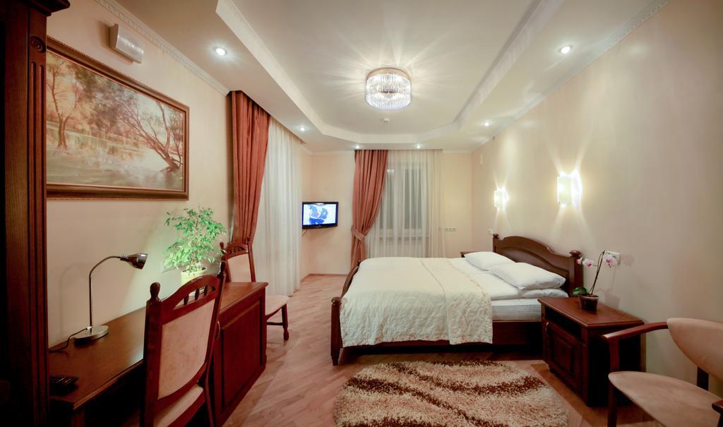 Red Stone Hotel Truskavets Luaran gambar