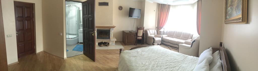 Red Stone Hotel Truskavets Luaran gambar