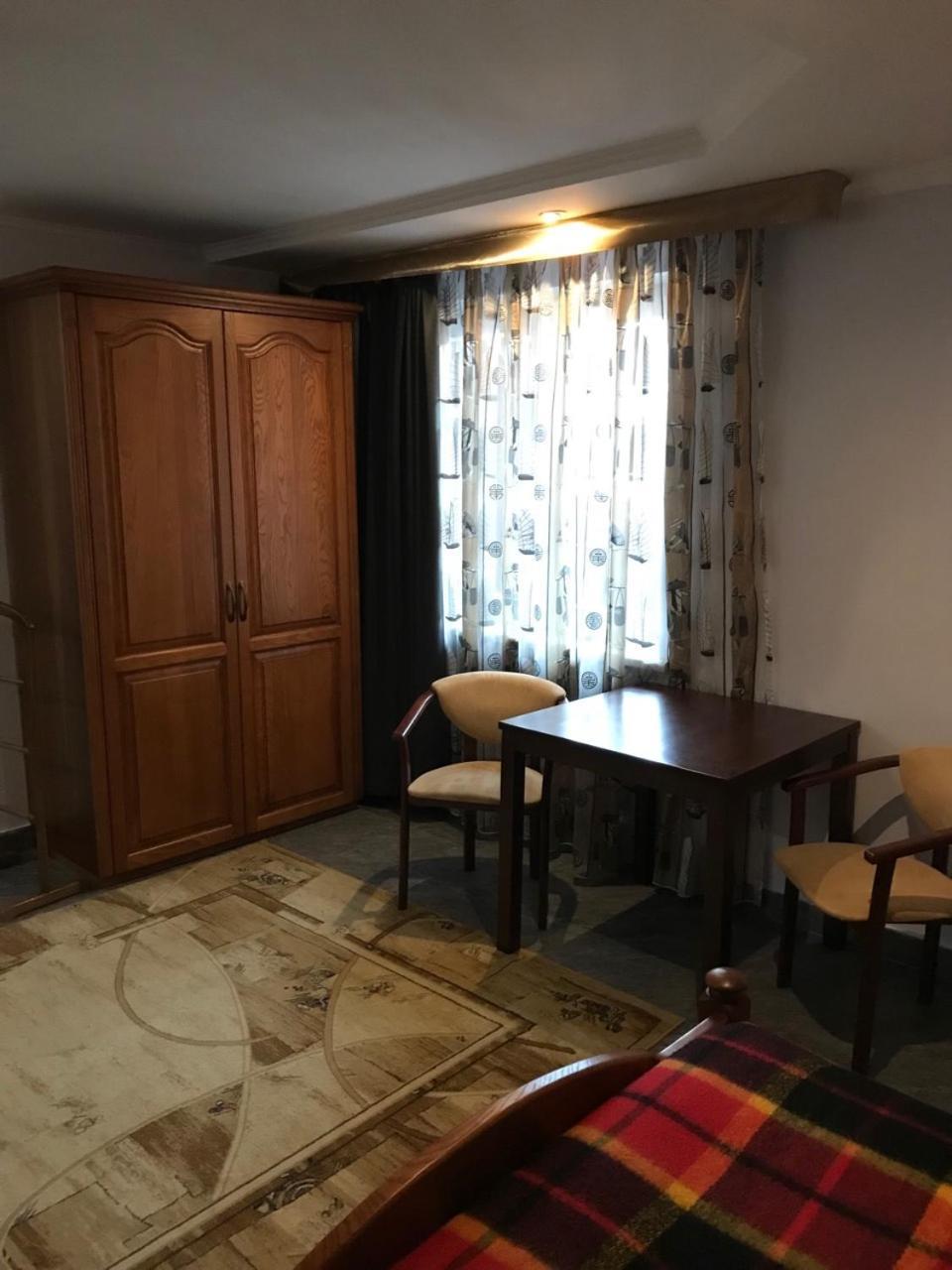 Red Stone Hotel Truskavets Luaran gambar